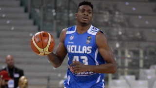 Με πρωταγωνιστή τον Θανάση οι εντυπωσιακές τάπες του Eurobasket (v)