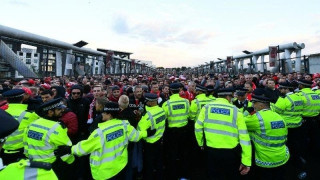 Τιμωρεί Άρσεναλ             και Κολωνία            η ΟΥΕΦΑ