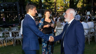 Τον Σαββίδη να πιστέψει ο οπαδός, ή τον Λουτσέσκου;