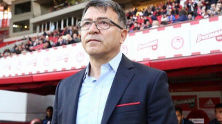 ΕΚΤΑΚΤΟ: Εποχή    Λεμονή      στον        Ολυμπιακό
