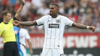 «VAR για το οφσάιντ; Γιατί όχι και για να βρείτε τους ρατσιστές;»