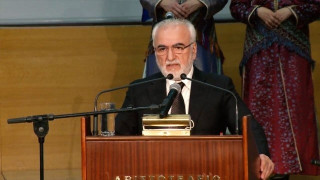 Στο            Α.Π.Θ.      ο       Ιβάν    Σαββίδης