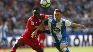 Ο Λούκας την πήρε από το χέρι και κράτησε στον πάγκο τον Μελ! (vid)