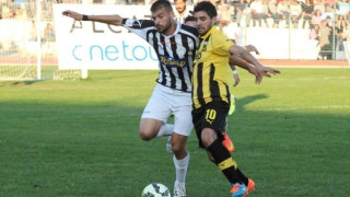 Νοκ άουτ ο Ανάκογλου