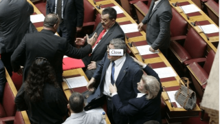 Εισαγγελικό «όχι» στους προφυλακισμένους βουλευτές της Χ.Α.