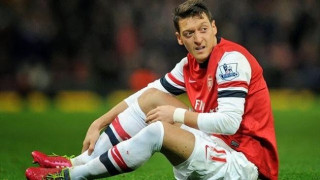 Αισιοδοξία για Οζίλ 