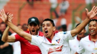 Απίστευτο νικητήριο γκολ κάτω από τη σέντρα (video)