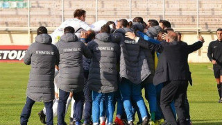 Σύνθημα νίκης από τον                Κάναντι (pic)