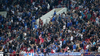 Έφαγαν ξύλο στο Καραϊσκάκη γιατί... υποστήριζαν λάθος ομάδα!