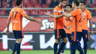 Της κακομοίρας: Ξαναμπήκε στη μάχη του τίτλου ο Ολυμπιακός