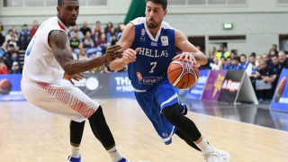 Με τρίποντη βόμβα του Αθηναίου, η εθνική στην παράταση την Μ. Βρετανία