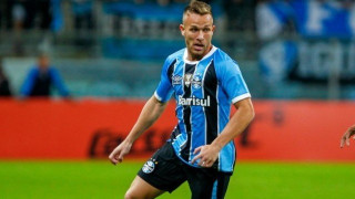 Μπαρτσελόνα και Τσέλσι μάχονται       για τον Άρθουρ