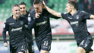 Ομάδα, κόσμος και διαιτητής  να παίξουν... καλή μπάλα