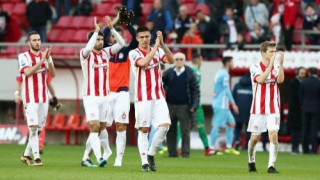 Η πρωτιά του χειμώνα                                φέρνει τίτλο αλλά…