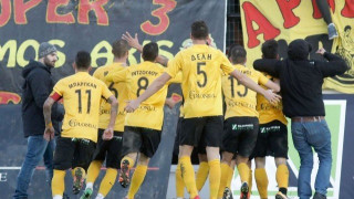 Με αυτούς κατεβαίνει                         ο Αρης