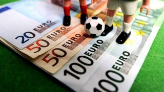 Θα έπρεπε να εξαφανιστούν                 ολόκληρα Πρωταθλήματα…