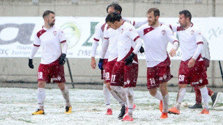 Χόρεψε                                στο χιόνι η ΑΕΛ