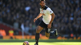 Σφάζονται στα            πόδια του οι δύο του Μιλάνου