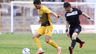 Τριάδα          παικτών…           χωρίς       ανάσα