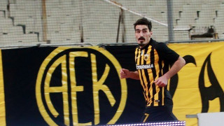 ΜΑΓΚΙΑ Λάζαρου πανηγύρισε γκολ του με το πανό για τη Μακεδονία (pic)