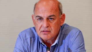 Της κακομοίρας: Ποιος       κυνηγάει     τον     Aρη;