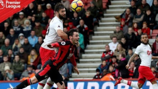 Είναι λιγότερο                                       κακοί οι «Αγιοι»!