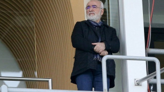 Κοντά στην ομάδα και διαρκείς συσκέψεις από τον Ιβάν Σαββίδη