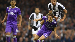 Στον άσο η Τουρ,  στο Χ η Βίρτους Εντέλα,  στο Χ και η Πιστοϊέζε