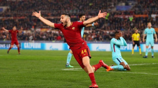 Της κακομοίρας: Εγραψε     ιστορία    ο      Μανωλάς