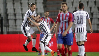 Αλλες τρεις                       νίκες για τον τίτλο