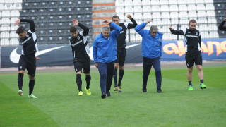 Είναι μία ώρα δύσκολη…