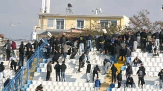 Δακρυγόνα και διακοπές στη Ριζούπολη