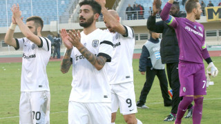 Θέλει βοήθεια για να κρατήσει την διαφορά