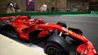 Στην pole                        position ο Φέτελ στο Μπακού