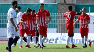 Μόνο με θαύμα ο Πανσερραϊκός, κόλλησε η            Δόξα