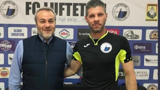 Αθανασόπουλος: «Γι' αυτό επέλεξα      την Αλβανία»