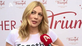 Καρύδη: «Μικρή έβαζα βάτες στα μπούτια μου για να φαίνονται πιο παχιά»
