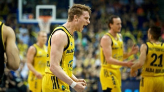 Άλωσε το Μόναχο η                             Άλμπα!