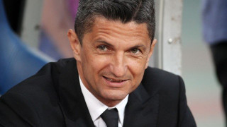 Αναζητά                   παυσίπονα ο Ραζβάν Λουτσέσκου…