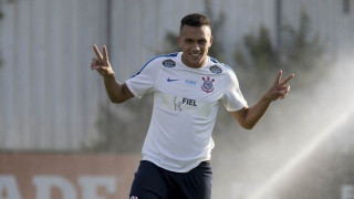 Λέο Ζαμπά: Τι πρέπει να               γνωρίζεις για τον Βραζιλιάνο φορ