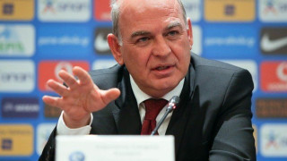 Το αυτοδιοίκητο του ποδοσφαίρου, η νομιμότητα και η ένοχη σιωπή