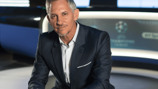 Ο     Λίνεκερ          ονειρεύεται…           κούπα!