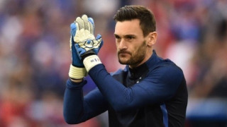 Κουνούπι στο στόμα του                Γιορίς! (vid)