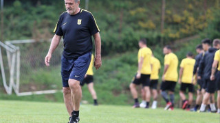 Η ολιγωρία του Καρυπίδη        και τα παρεπόμενα της