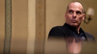 «Ξαναχτύπησε» με tweet ο Βαρουφάκης για Τσίπρα, συντάξεις & Μοσκοβισί