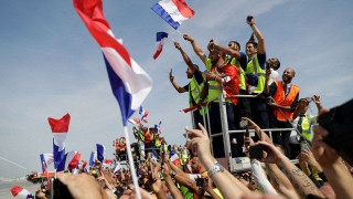 Μια λαοθάλασσα στο Παρίσι για τους Παγκόσμιους πρωταθλητές (pics)