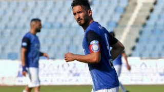 Πάει για το «μπαμ» με                 τον Καραντασιάδη