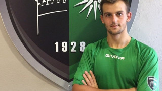 Ενίσχυση κάτω από τα γκολπόστ     με Οικονομόπουλο