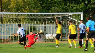 Νέα τριάρα για τη                       Δόξα Δράμας