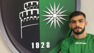 Γεωργιάδης με τη... «βούλα»           και δανεικοί